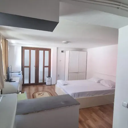 L 1 Apartment